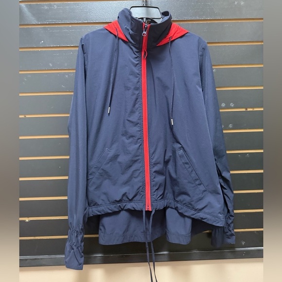 The Upside Jackets & Blazers - The Upside Navy & Red Hooded Windbreaker Jacket – Women’s M (US 8)